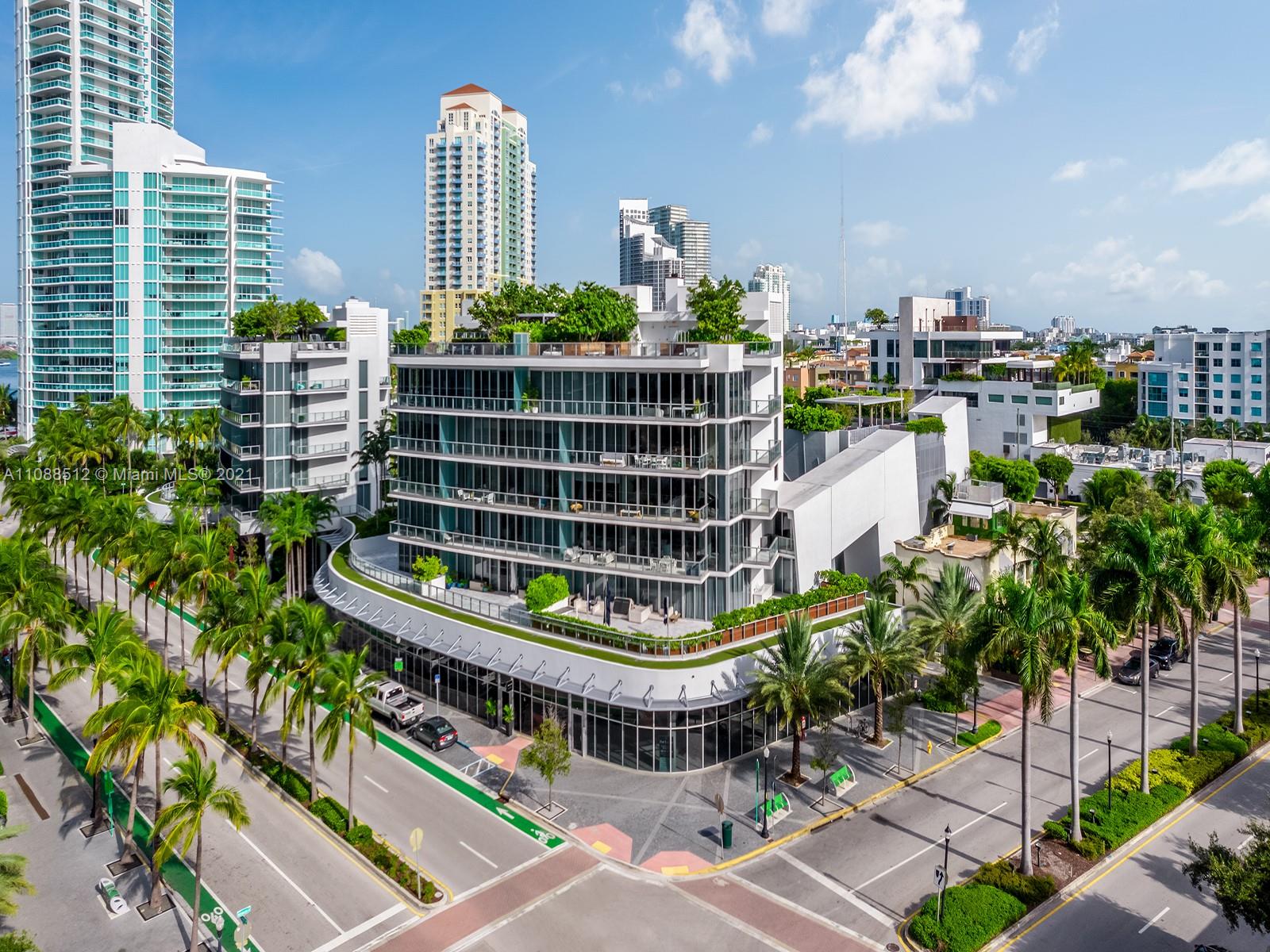 Marea 801 S. Pointe Drive, Miami Beach, FL 33139 Luxury Condos