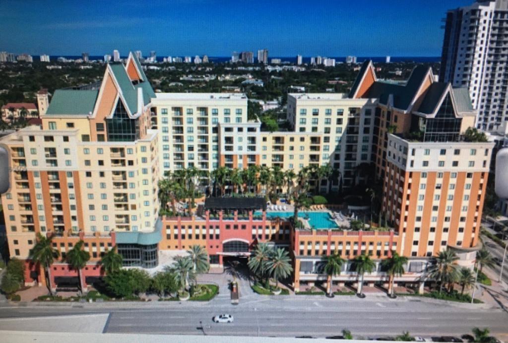 Waverly Las Olas 110 N Federal Hwy Ft Lauderdale Condos For Sale Mansions In The Skies
